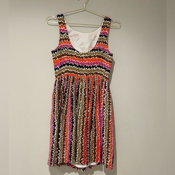EUC TRINA TURK multi color sleeveless silk dress - Picture 4 of 4